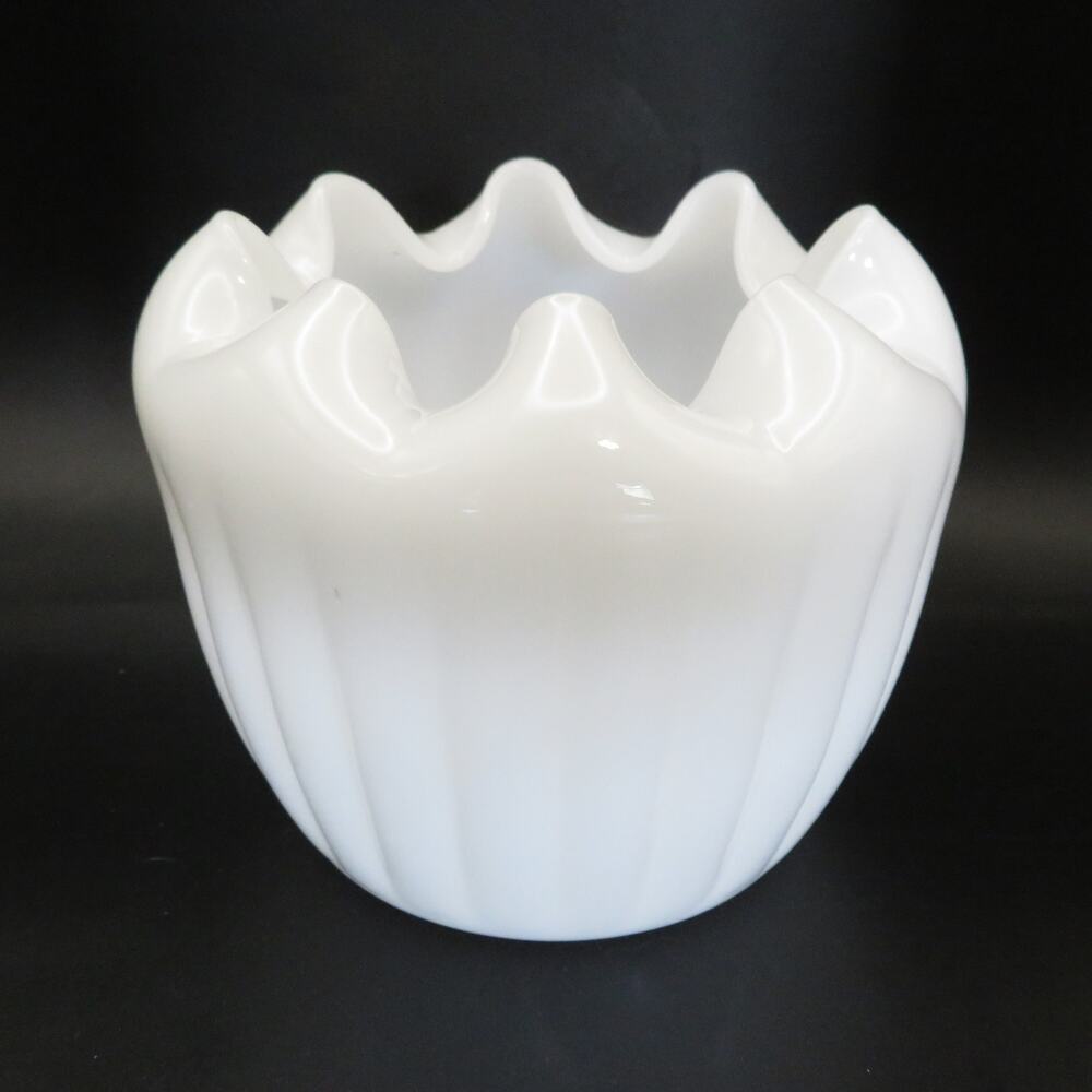 Vintage White Milk Glass Crown Scalloped Ruffle Rim Vertical Ribbed Vase